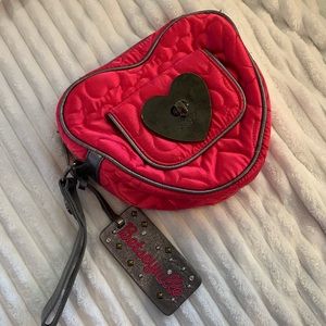 It’s Betseyville and Hot Pink!!